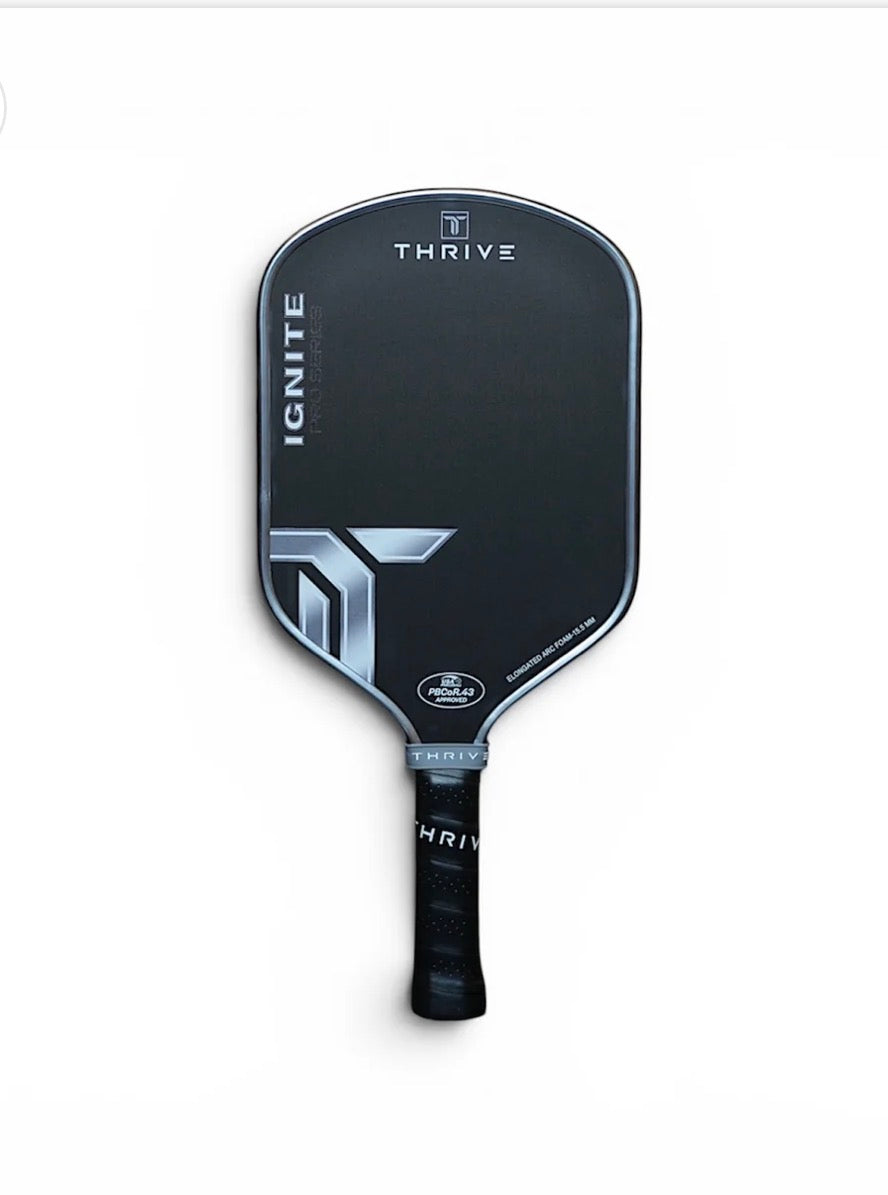 THRIVE PICKLEBALL
IGNITE ARC ELONGATED FOAM PADDLE