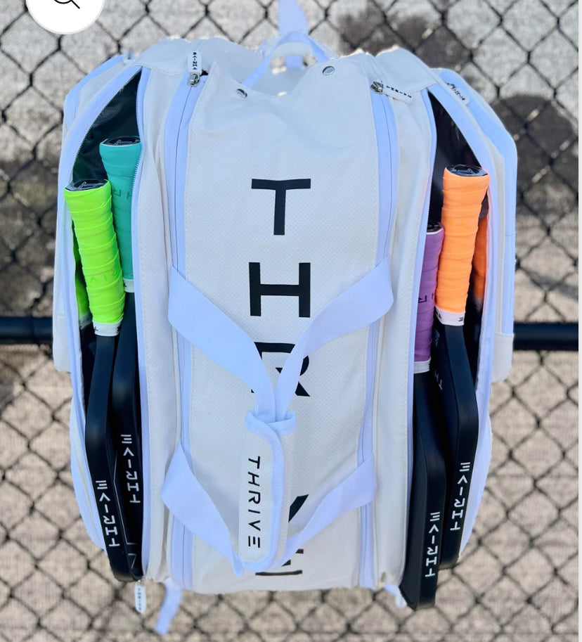 THRIVE PICKLEBALL
Elite Pro Tour Bag w/shoe bag - WHITE £115.00